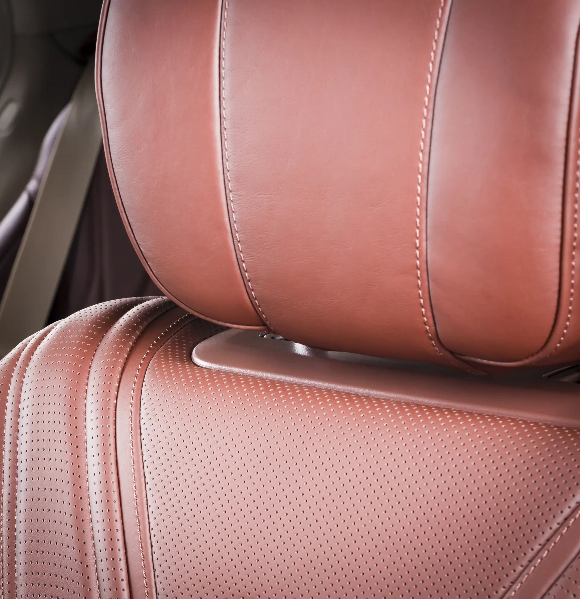 What Are the Benefits of Upgrading to Leather Seats?